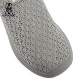 کفش ورزشی پرسان برای کودکان با طراحی مدرن و سبک