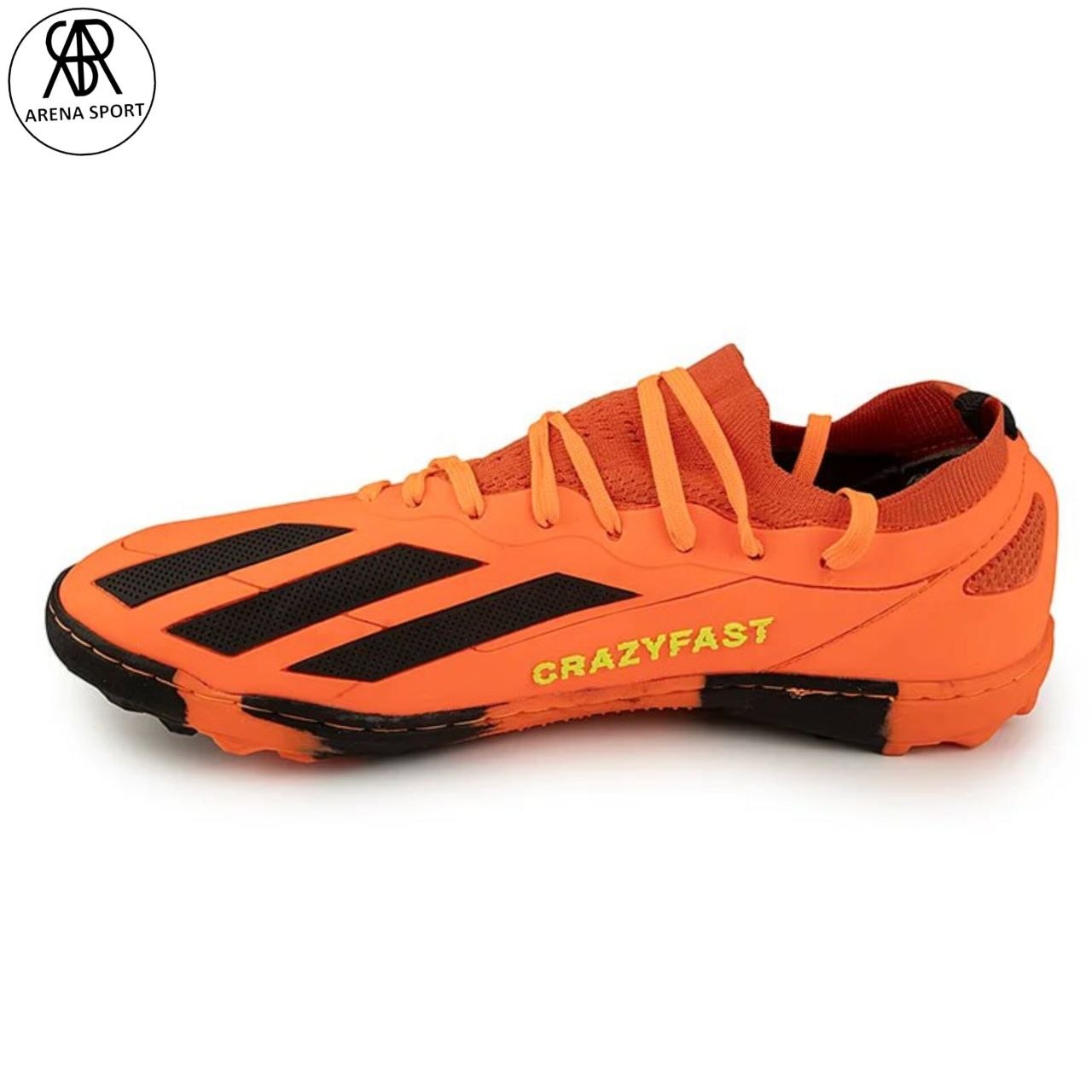 کفش فوتبال چمن مصنوعی با یقه کشسان و آستر مش تهویه‌دار