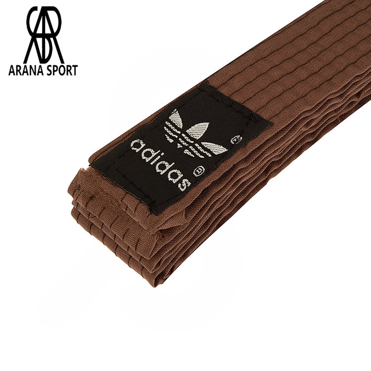 کمربند کاراته طرح آدیداس مناسب هنرجویان و ورزشکاران حرفهای