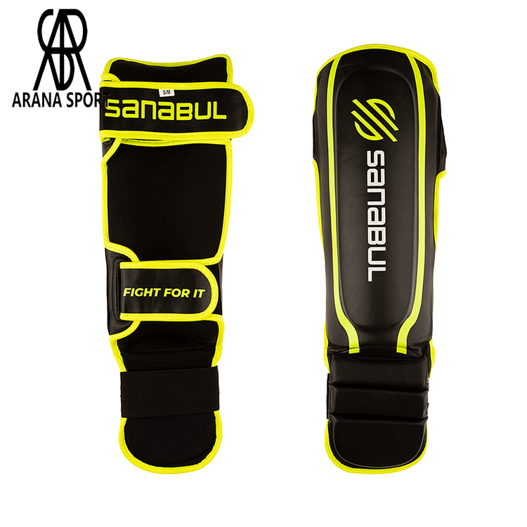 نمای پشت محافظ ساق و روی پا تکواندو با طراحی ارگونومیک