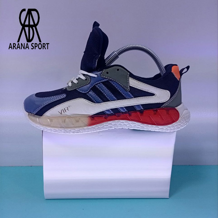 نمای کنار کتونی آدیداس vlr کف دوخت