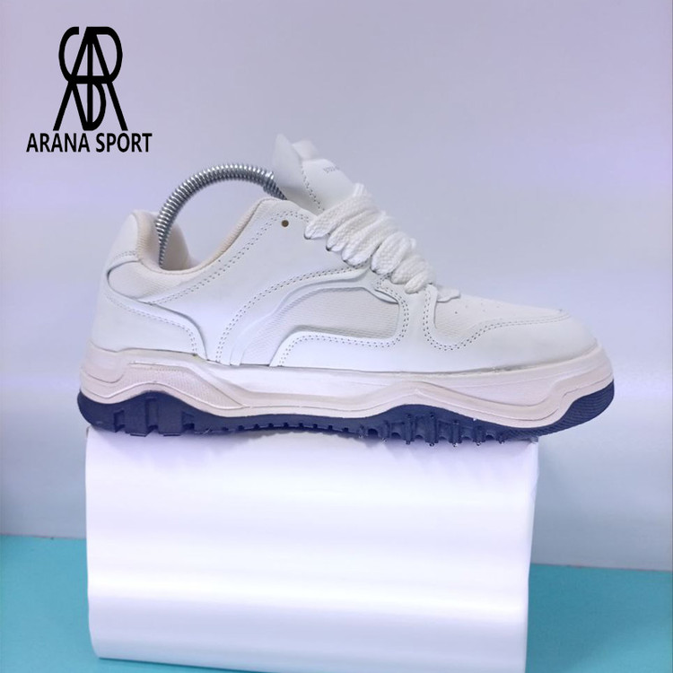 نمای پشت کفش برشکا مردانه ضد آب