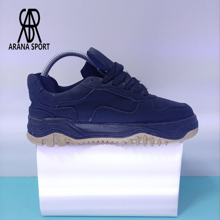 نمای بغل کتونی برشکا کف دوخت مقاوم