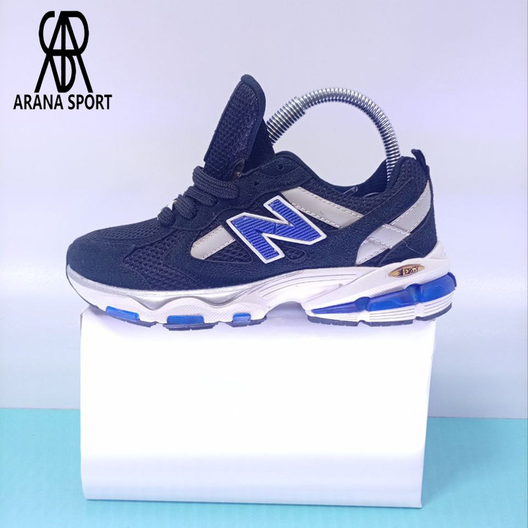 نمای پشت کفش نیوبالانس 990 کف دوخت