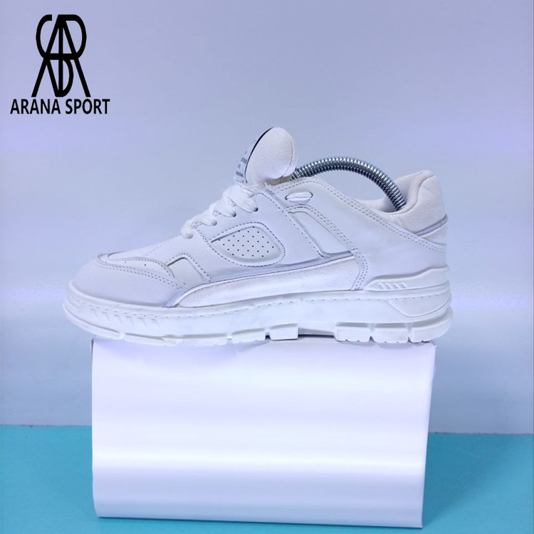 استایل اسپرت با کتونی برشکا مردانه