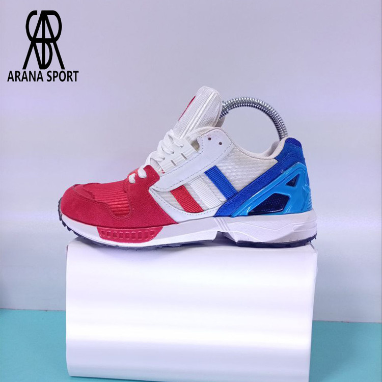 نمای پشت کتونی آدیداس ZX 8000 کف دوخت