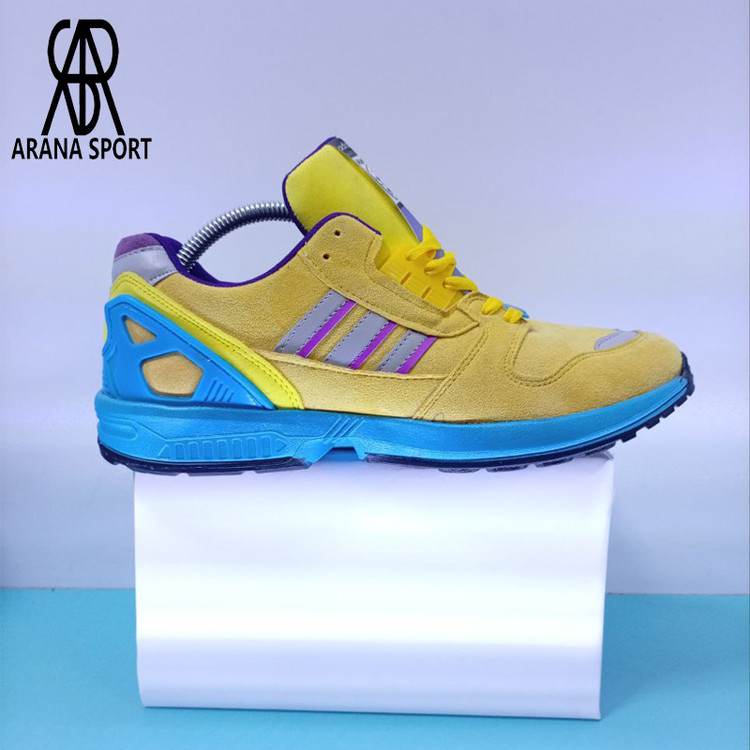 نمای کنار کفش Adidas ZX8000 مردانه اسپرت