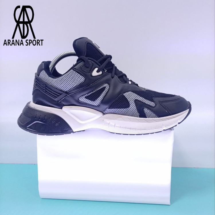 نمای پشت کتونی TM کد 212