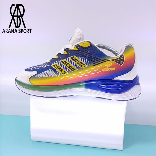 نمای جلو کتونی آدیداس همپر کد 213