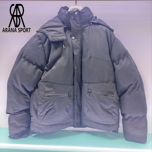 نمای جلوی کاپشن مردانه باکسی ضخیم