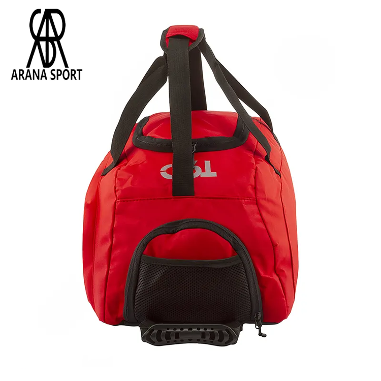 نمای جلو ساک ورزشی نایک با جیب زیپ دار بزرگ – Arena Sporter 04