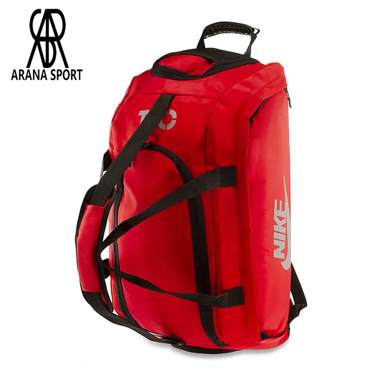 نمای جلو ساک ورزشی نایک با جیب زیپ دار بزرگ – Arena Sporter 04