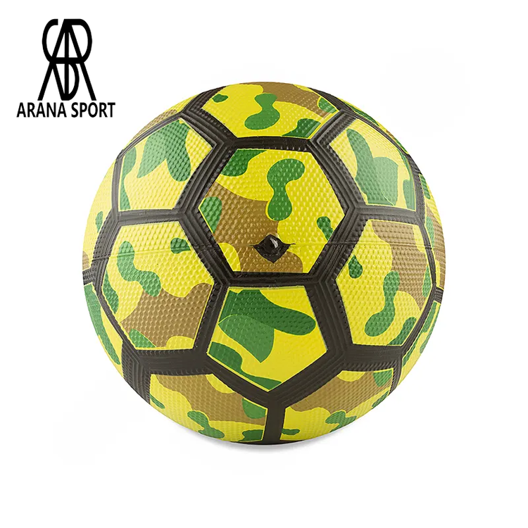 توپ فوتبال لاستیکی بتا سایز4 زرنگ مقاوم ضد آب و مناسب فوتبال خیابانی-2